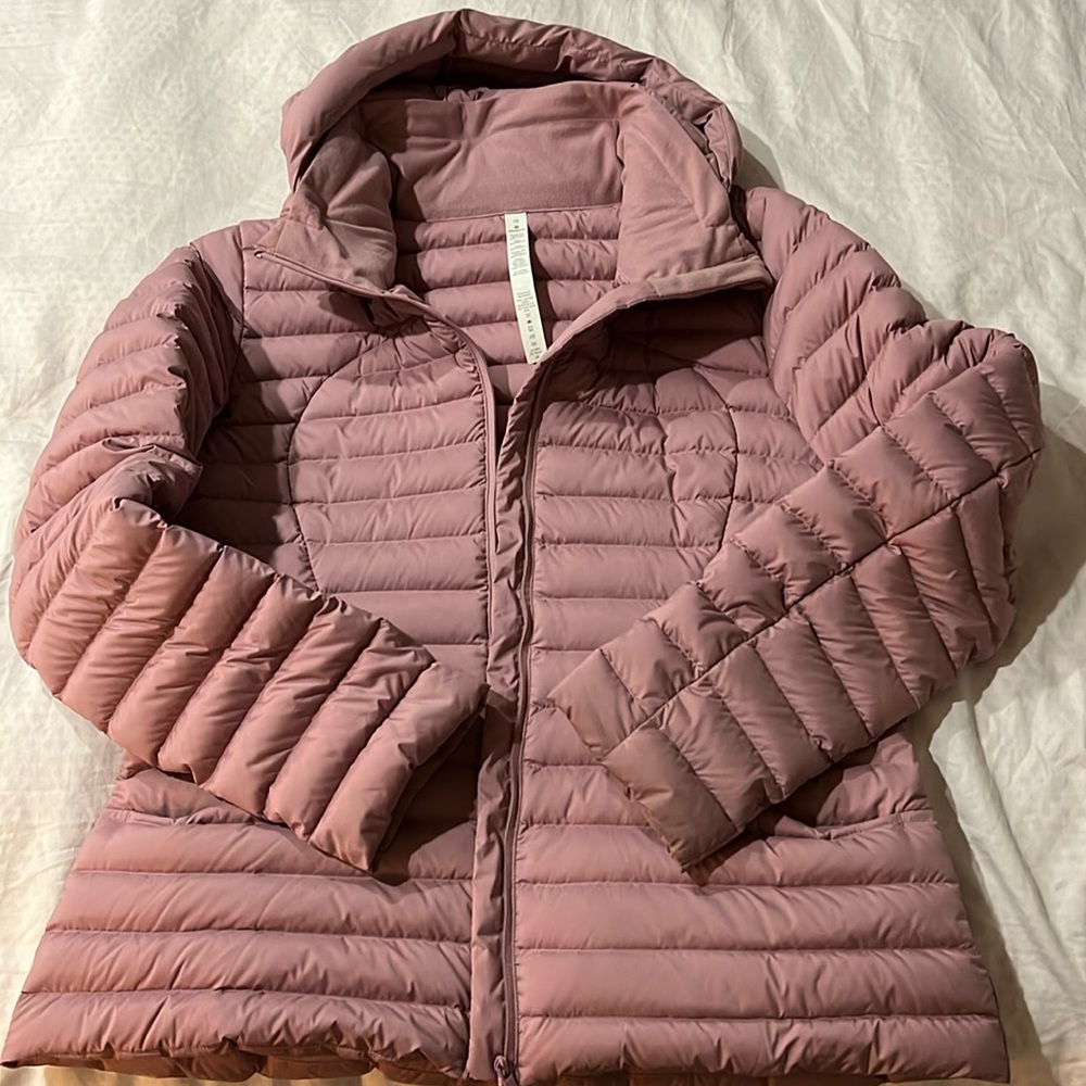 Lululemon pack it down coat